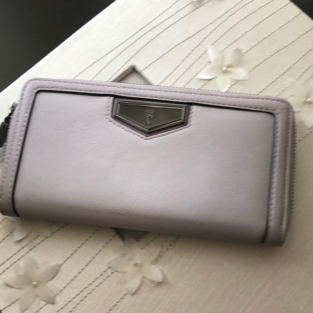 Vera Wang wallet